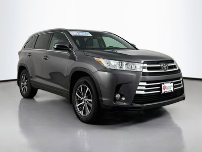 Used 2017 Toyota Highlander XLE