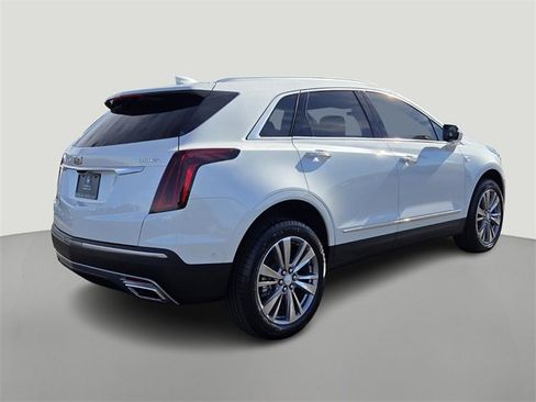 New 2026 Cadillac XT5 Premium Luxury w/ Driver Assist Package image 4