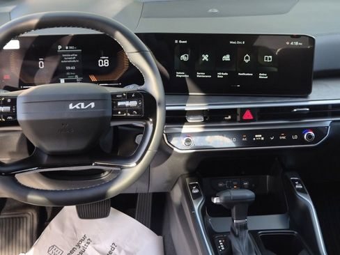 New 2026 Kia Sorento X-Line EX image 2