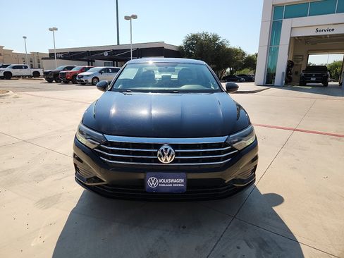 Used 2021 Volkswagen Jetta S FWD image 2