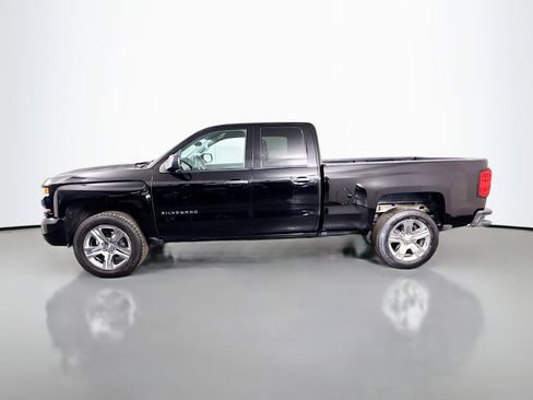 Used 2018 Chevrolet Silverado 1500 Custom image 6