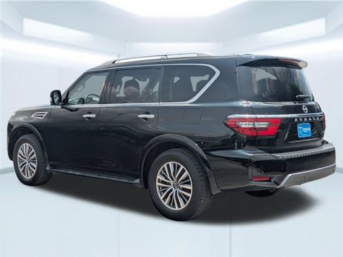 Used 2024 Nissan Armada SL RWD image 3