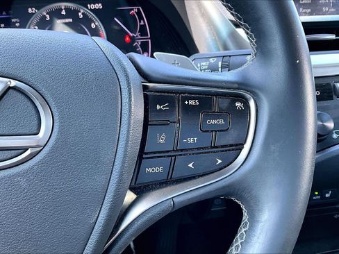 Used 2020 Lexus ES 350 w/ Premium Package FWD image 24