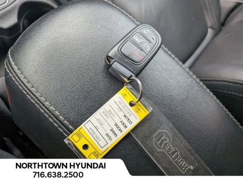 Used 2019 Jeep Cherokee Limited image 21