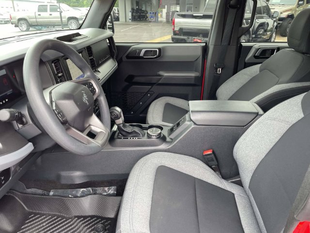 Used 2023 Ford Bronco 4-Door AWD/4WD image 25
