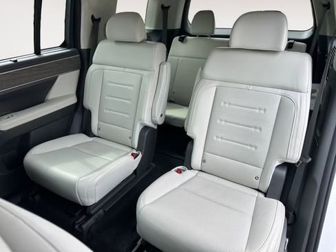 Used 2024 Hyundai Santa Fe Calligraphy image 13