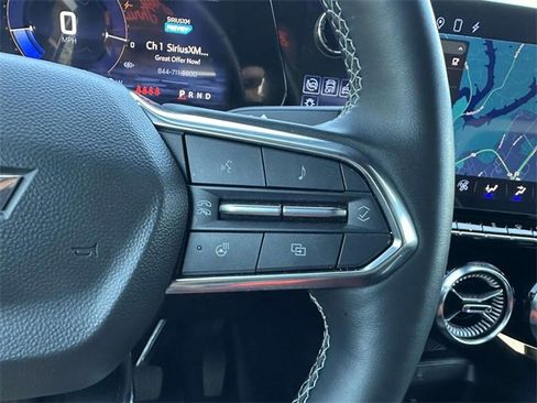 Used 2024 Chevrolet Blazer EV LT image 13