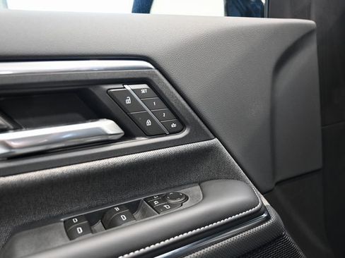 New 2026 GMC Sierra EV Elevation w/ Premium Package image 29