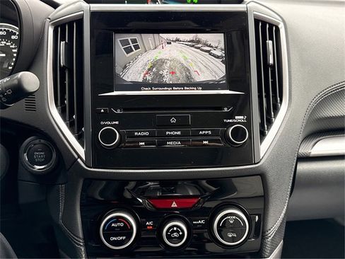 Used 2022 Subaru Forester Premium image 32