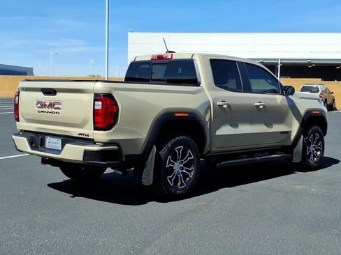 Used 2024 GMC Canyon AT4 w/ AT4 Premium Package image 7