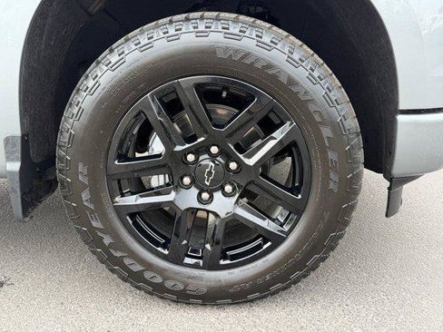 Used 2026 Chevrolet Silverado 1500 Custom w/ Turbomax Blackout Package image 10