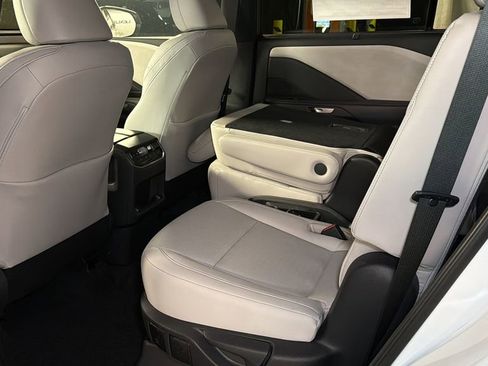 New 2026 Lexus TX 350 AWD image 10