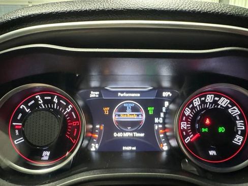 Used 2019 Dodge Challenger R/T RWD image 7