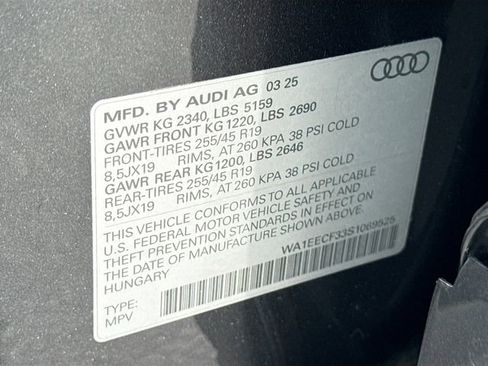 Used 2025 Audi Q3 2.0T Premium Plus AWD/4WD image 38