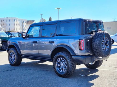 New 2025 Ford Bronco Badlands w/ Black Appearance Package AWD/4WD image 3