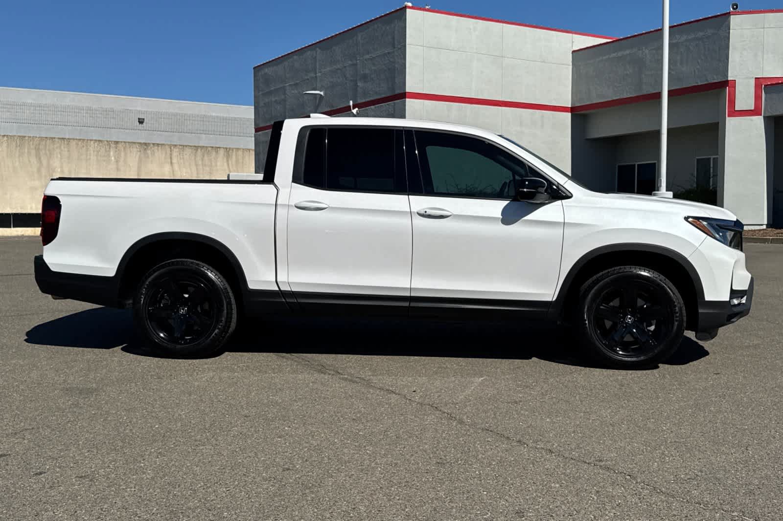 Used 2023 Honda Ridgeline Black Edition image 6