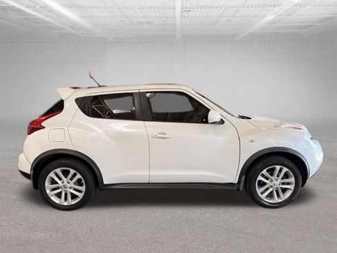 Used 2013 Nissan Juke SV AWD/4WD image 26