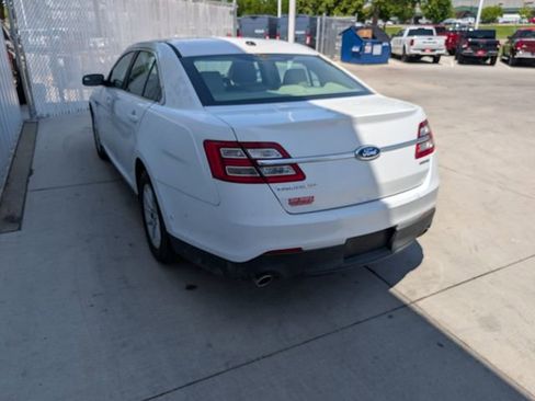 Used 2013 Ford Taurus SE FWD image 13