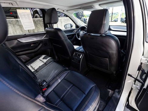 Used 2025 MAZDA CX-70 Plug-In Hybrid w/ Premium Pkg AWD/4WD image 30