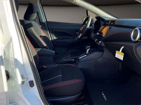 New 2025 Nissan Versa SR w/ Trunk Package image 10