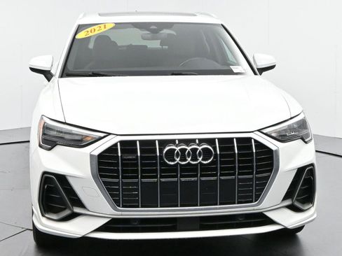 Used 2021 Audi Q3 2.0T Premium w/ Convenience Package AWD/4WD image 2