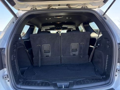 Used 2024 Dodge Durango GT RWD image 25