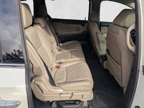 Used 2018 Honda Odyssey Elite image 18