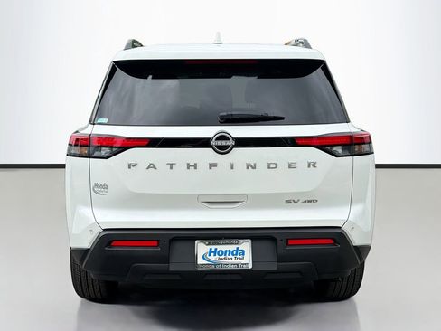Used 2023 Nissan Pathfinder SV AWD/4WD image 6