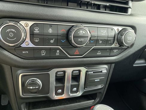 New 2026 Jeep Wrangler Sport S image 10