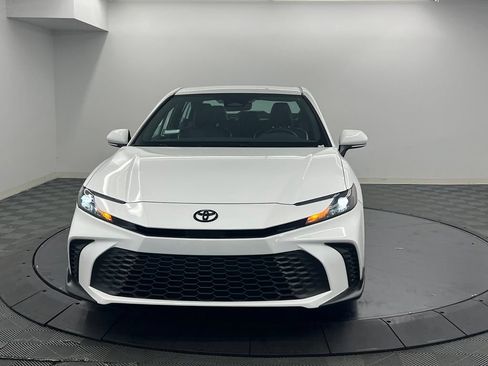 Used 2026 Toyota Camry SE w/ Multimedia Upgrade Package FWD image 6