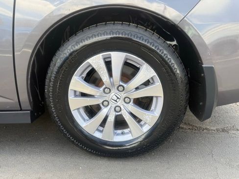Used 2015 Honda Odyssey EX image 28