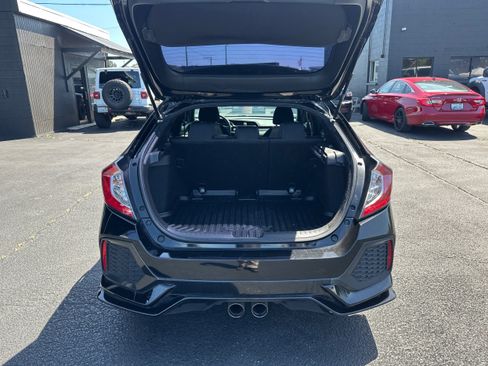 Used 2018 Honda Civic Sport image 11