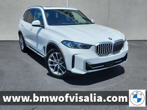 Used 2026 BMW X5 xDrive40i w/ Parking Assistance Package AWD/4WD image 1
