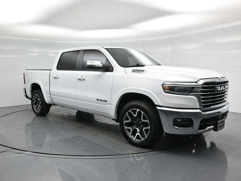 Used 2025 RAM 1500 Laramie AWD/4WD image 59