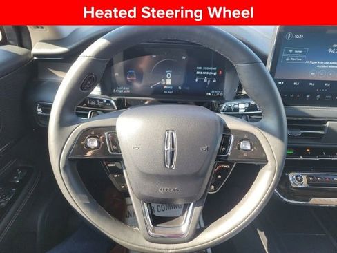 Used 2024 Lincoln Corsair Reserve w/ Equipment Group 201A image 8