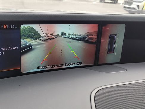 Certified 2024 Lincoln Nautilus Premier w/ Equipment Group 102A image 23