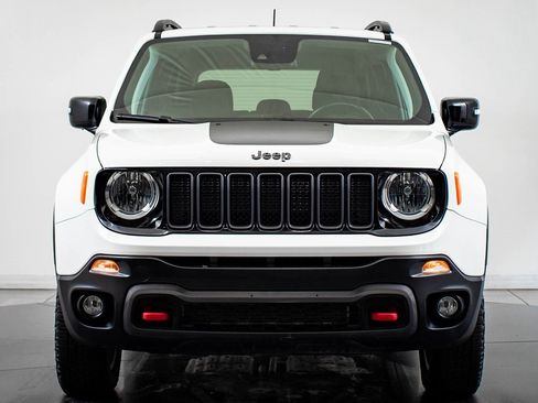 Used 2022 Jeep Renegade Trailhawk image 2