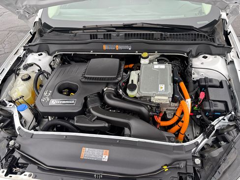 Used 2020 Ford Fusion SE image 67