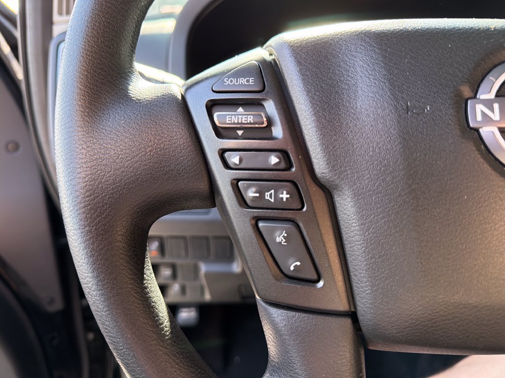 Used 2025 Nissan Frontier SV RWD image 18