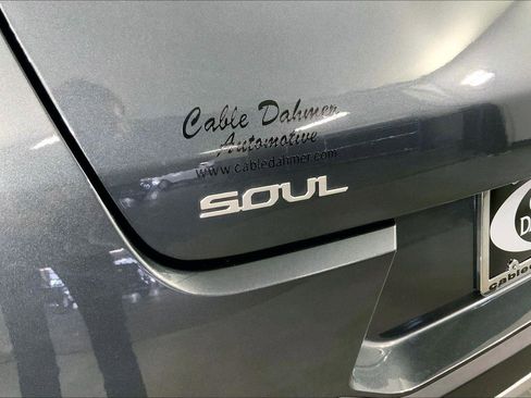 Certified 2025 Kia Soul LX w/ LX Technology Package image 8