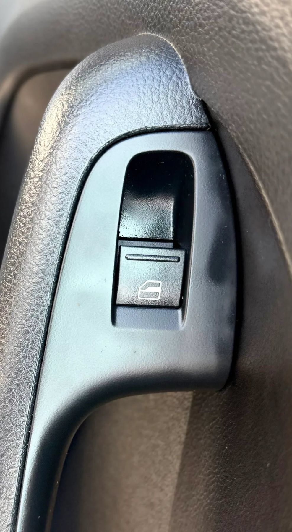 Used 2016 Volkswagen Jetta Sport FWD image 38