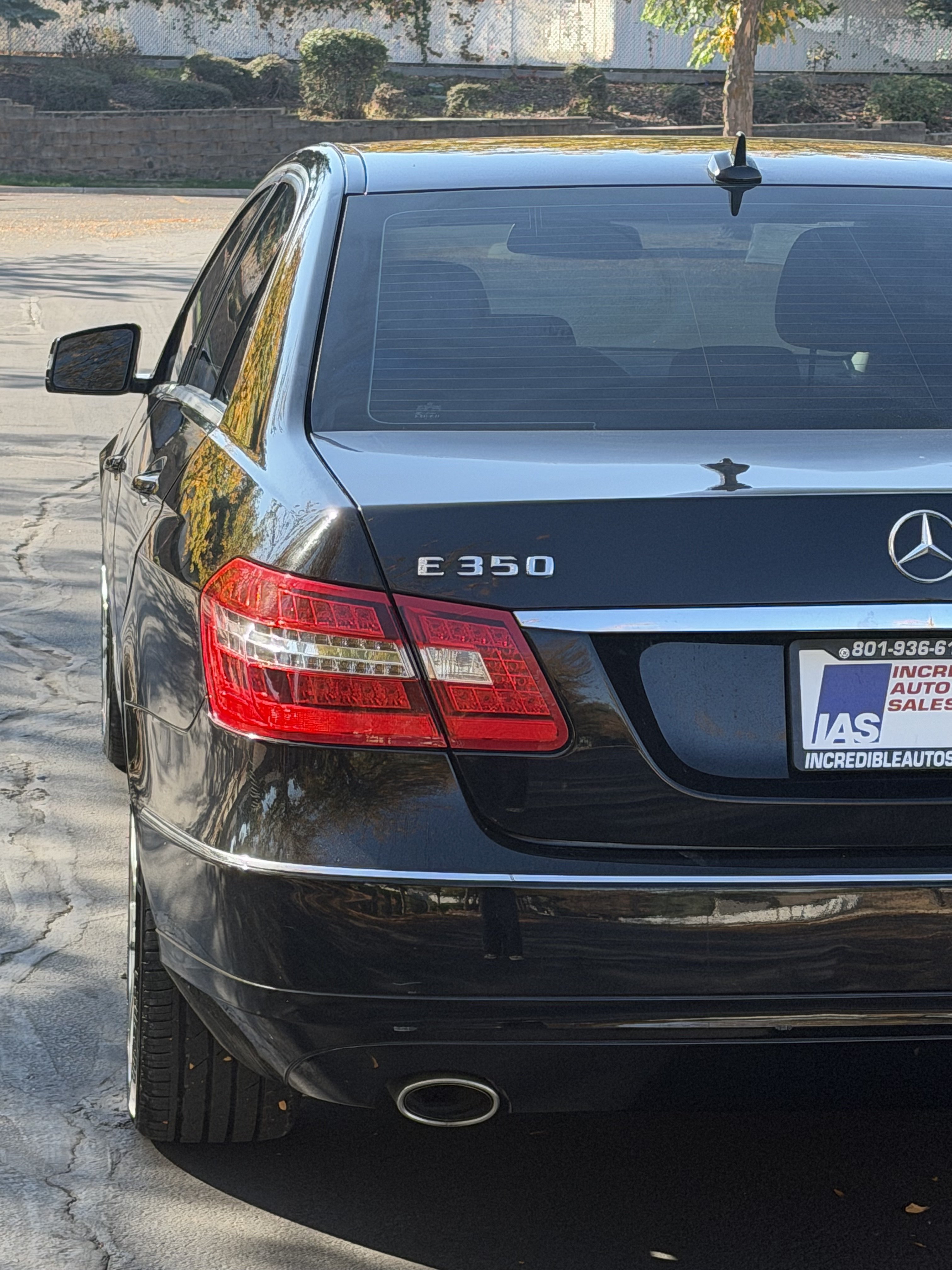Used 2013 Mercedes-Benz E 350 BlueTEC Sedan image 12