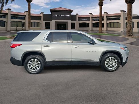 Used 2021 Chevrolet Traverse LS w/ LPO, Cargo Package FWD image 9