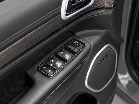 Used 2021 Jeep Grand Cherokee Trackhawk image 44