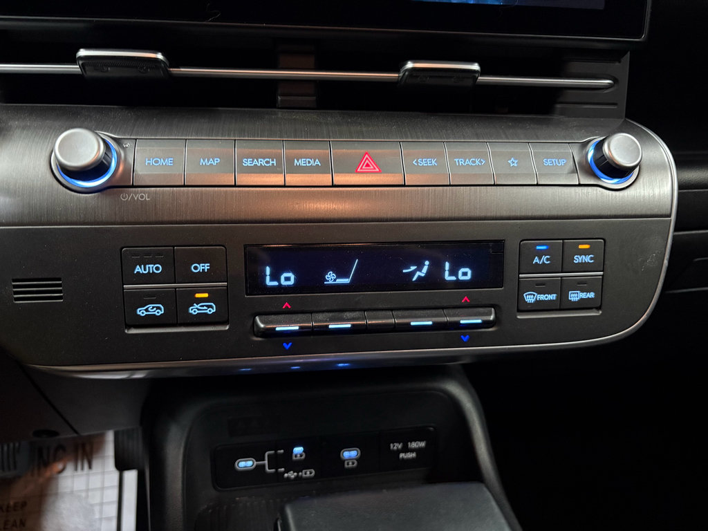 Used 2025 Hyundai Kona SEL AWD/4WD image 12