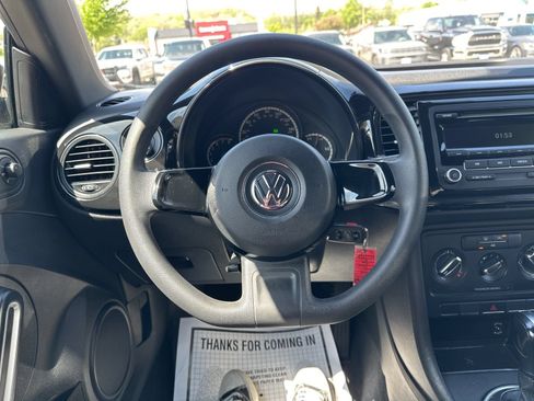 Used 2013 Volkswagen Beetle 2.5 FWD image 31