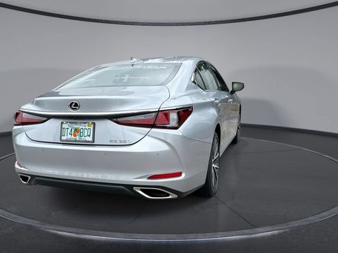 Used 2025 Lexus ES 350 w/ Premium Package FWD image 11