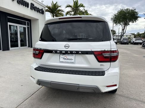 Used 2024 Nissan Armada SL w/ Captain's Chairs Package AWD/4WD image 25