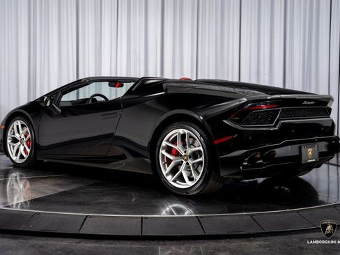 Used 2019 Lamborghini Huracan LP 580-2 image 14
