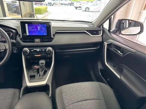 Certified 2025 Toyota RAV4 XLE AWD/4WD image 43